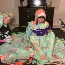 lunaRAE: Messy Twister With Lana Bea!