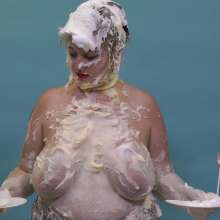 MessyPhotoShoots: Mia Messy Maid