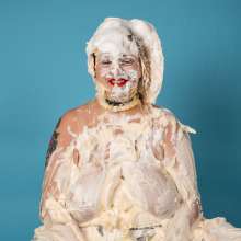 MessyPhotoShoots: Mia Messy Maid