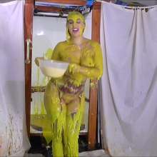 RevSlymsford: Nikki's Sexy Messy 'Happy Birthday' Striptease Treat.