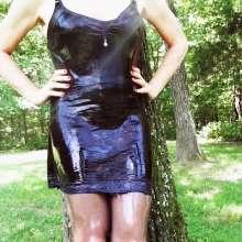 MadelineOasis: A Black Dress and a Tree