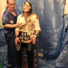 123gunge: Sarah Kelly needs the treatment