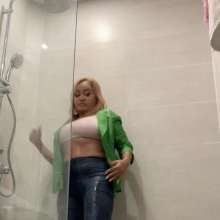 Wet_look_elena: Shower in Skintight Jeans