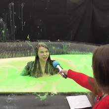 LiquidX: The Messyworld Plunga!: Zoe Vs Janey