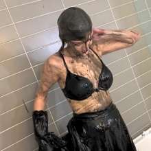 Messygirl: The Sludge Bath