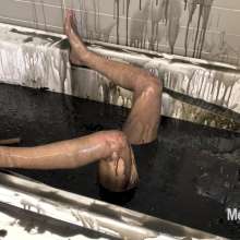 Messygirl: The Sludge Bath