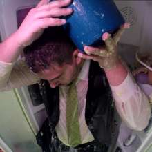 Polarwet: Wet and Gunge in Suit