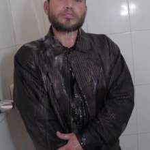 lovingmessy4you: Wetlook in the Shower Wearing Jacket, Sweater and Bluejeans