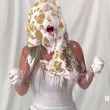 Messygirl: New Pie Video with Zoey: Choose Your Prize