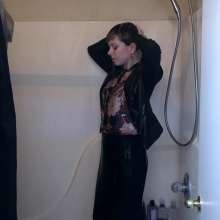 Larzstord: Afterwork Clothed Shower