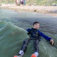Wet Live Team: Danio Caught the Wave with His Face!  Wow
