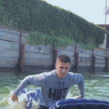 Wet Live Team: Danio Floats on the Mattress and Falls on the Waves!