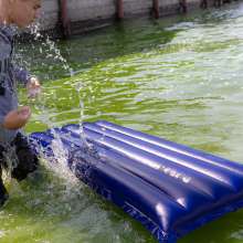 Wet Live Team: Danio Floats on the Mattress and Falls on the Waves!