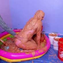Darla DeVour: Darla's 150 Pound Peanut Butter Custom (Part 3)