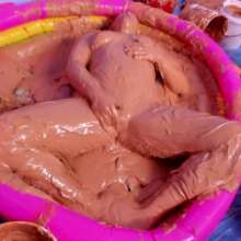 Darla DeVour: Darla's 150 Pound Peanut Butter Custom (Part 3)
