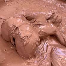 Messygirl: Zoey is Engulfed