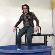 WamtasticUK: Finn's Dunk 'n' Dive Wet Session