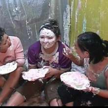 Alumi: 3 cute Japanese girls trying not to get pied... spoiler: they get pied.