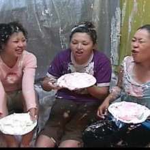 Alumi: 3 cute Japanese girls trying not to get pied... spoiler: they get pied.