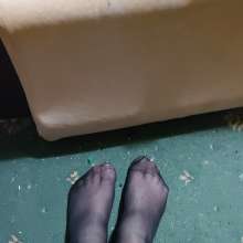 GYOBGunge97: Which Pair of tights Gets Covered in Custard?