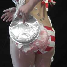 RevSlymsford: Annabelle's Sexy Bikini Self Pieing