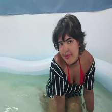 JohnWam: Elvira's Bath