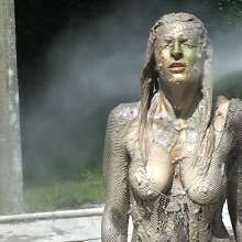 FOXY: Laura final in mud