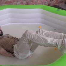 WamtasticUK: Lucas Dunks for Balls in Clear Gunge in White Chinos