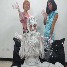 JohnWam: May Gets Pied