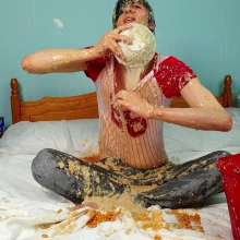 EmoGuyGunge: Messy Breakfast in Bed