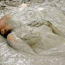 dlodoski: Sarah and Her Mud Addiction--Photos