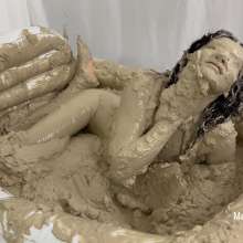 Messygirl: Two New Messygirl Downloads!  Featuring Yasmin and Bella