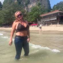 Wet_look_elena: Paradise in the Sea in Jeans and Swim Top