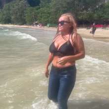 Wet_look_elena: Paradise in the Sea in Jeans and Swim Top