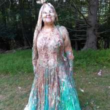 JD and Messy Andi: Sploshing wedding vow help