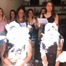 RevSlymsford: Total Mess 2022:4 Girls Play Messy Game 'Help Me Out!'