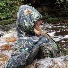 WetandMuddy: Video 91--Slippery When Wet