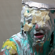 Beantwn: Pied in Neon Bikini!