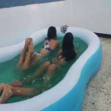 JohnWam: Wet Couple: Natti and Roxy