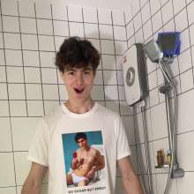 WetlookerUpdates: Wet guys on Wetlooker!