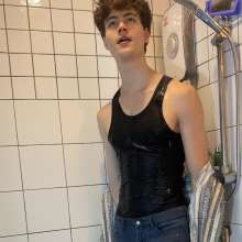 WetlookerUpdates: Wet guys on Wetlooker!