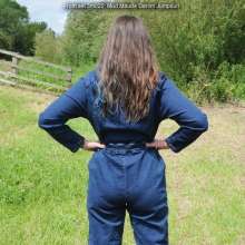 DungeonMasterOne: Maximum Mud Maude!  A wonderful fully-clothed total coverage mud frolic.