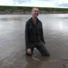 DungeonMasterOne: Aurora's Dungarees Mudbath
