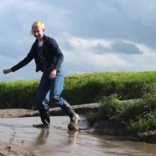DungeonMasterOne: Aurora's Dungarees Mudbath