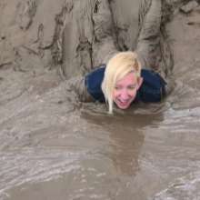 DungeonMasterOne: Aurora's Dungarees Mudbath