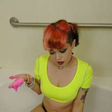 messyhot: What set should I post next?  Chikkin and Ari, Hex, or BebeBethybear