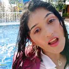 Hikari-Studio-Wam: I Am Happy Immersed in the Pool.
