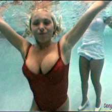 wamtec: Mary Carey and Friends Get Wet