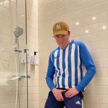 vstyle83: Messy Adidas and Nike in Hotel Room Shower