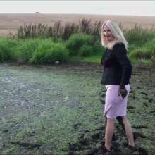 custardcouple: Mud Lust-The Frustrated HouseWife